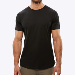 CUTS AO Curve-Hem Tee – Men’s Medium – Black