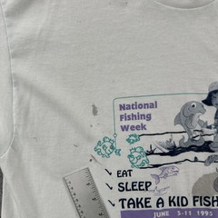 Vtg Hanes Heavyweight 50/50 Mens XL 90s Distressed White Shirt 1995 Fishing Week