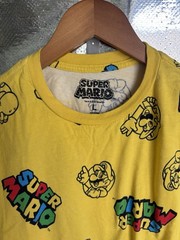Nintendo Men’s Yellow Super Mario Mario Yoshi Graphic Crew Neck Tee Size L
