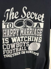 District Made The Secret To Happy Marriage T Shirt Men’s Size Large L Black