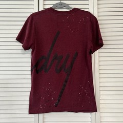 Superdry Sport NYC 1984 Men M Tee Burgundy Red Paint Splatter Top M10004SR