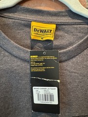 DeWalt Size Medium Men’s Guaranteed Tough Long Sleeve Shirt Gray Black Crew