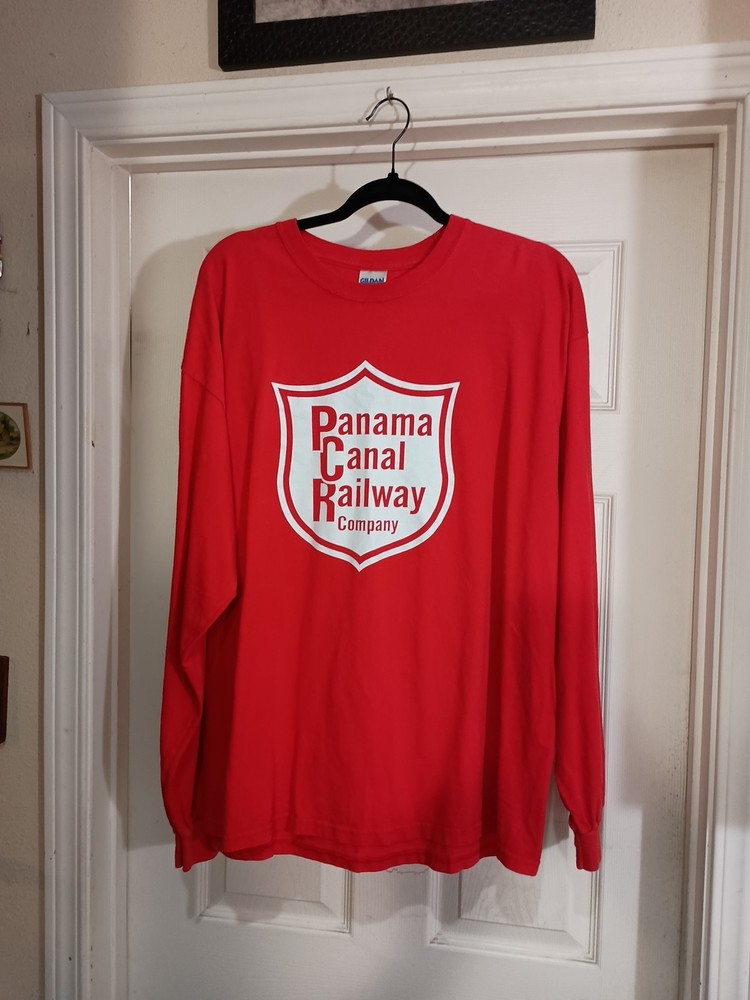 Gildan Mens Red Long Sleeve Logo Pullover XL