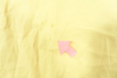 HUGO BOSS DETZINGTON 241 YELLOW SMALL LOGO TEE TSHIRT MENS DEFECT