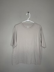 Men’s Gap Tee Shirts – 6 Tees – Assorted Colors – Size Small