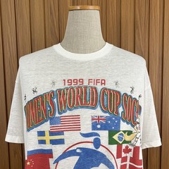 Vintage 90s Paper Thin FIFA Women’s World Cup USA Soccer Flags Graphic Tee XL