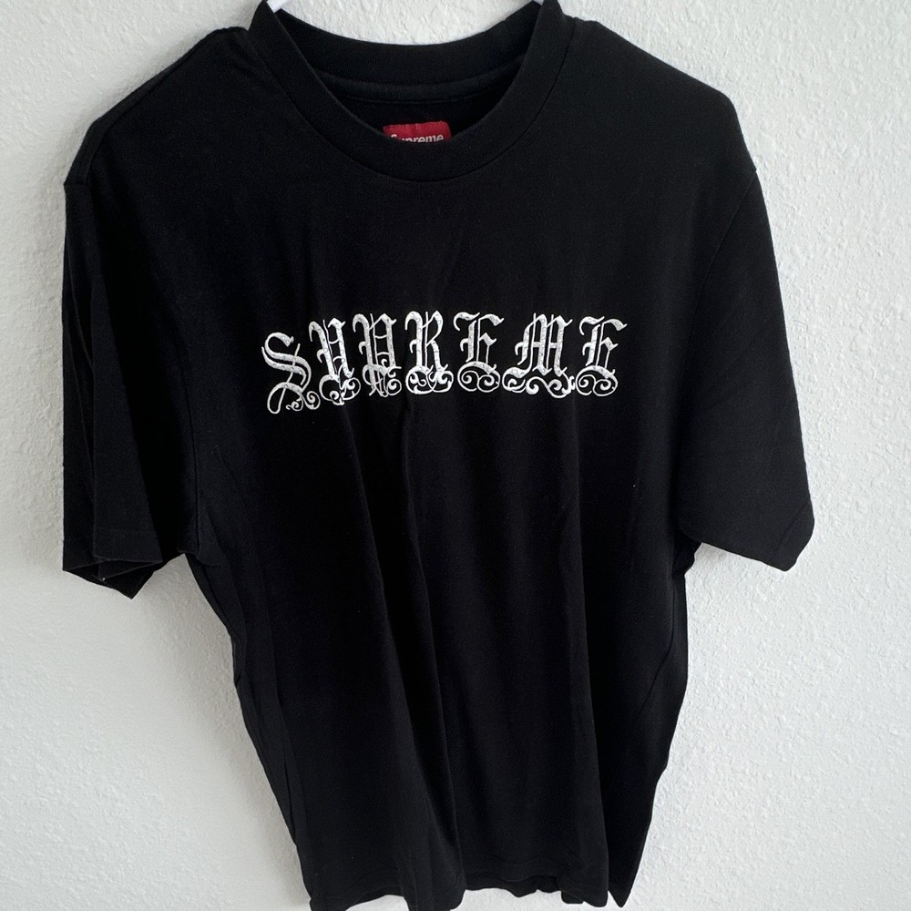 Supreme Black Graphic Logo Crew Neck Short Sleeve Cotton T-Shirt M RN101837