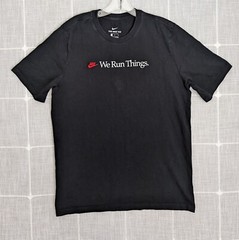 The Nike Tee Shirt Mens Medium Black We Run Things Embroidered Logo Check Swoosh