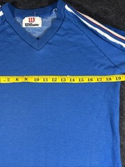 70’sWilson T-Shirt blue v-neck cotton/acrylic sweatshirt/jersey weave Vintage