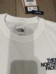 The North Face Long Sleeve Hit Graphic T-Shirt Mens Medium TNF White/Black NWT