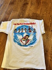Vintage Single Stitch Can You Find Drunken Waldo Size XL
