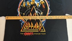 Def Leppard Tour Shirt XL Black 2024 Summer Stadium Concert Band Graphic Tee