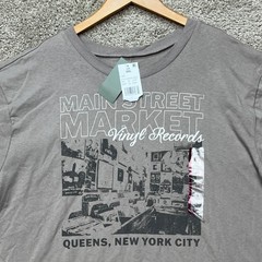 Main Street Market Vinyl Records NYC Doe T-Shirt Mens XXL Taupe Graphic NEW