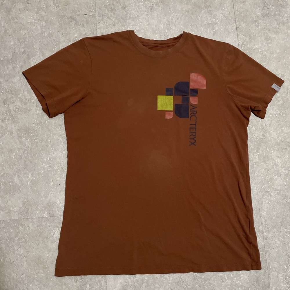 Arc’teryx Men’s T-Shirt Brown Logo Tee Short Sleeve Outdoor Cotton Medium