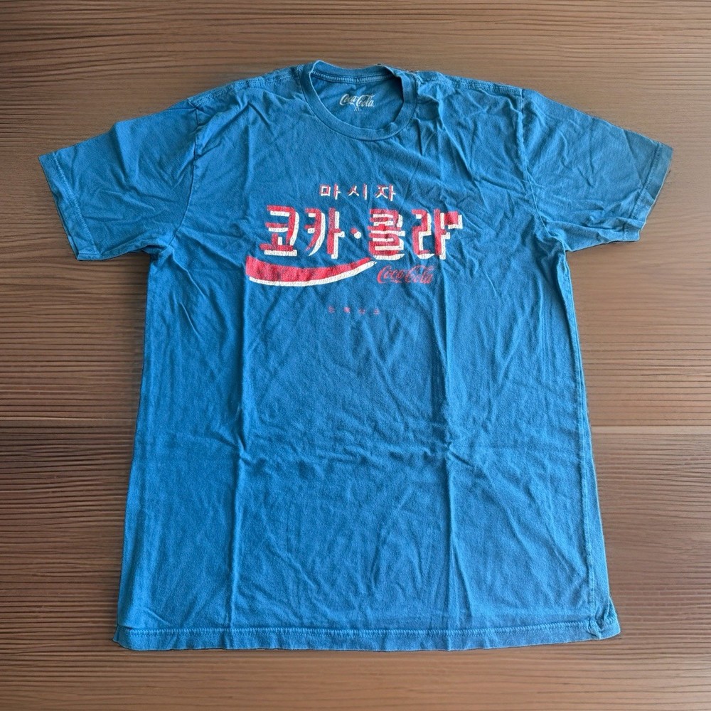 Coca Cola Men’s South Korea Tee Size XL