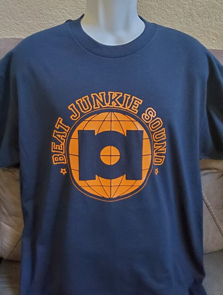 BEAT JUNKIE Sound. Optional Sizes & Colors on Request! View my Page for Hip Hop