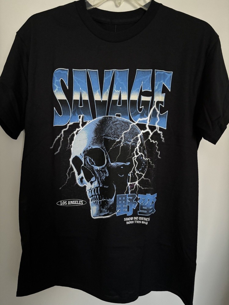 Men’s Medium t-shirt 38/40 black Hybrid “Savage” printed machine wash