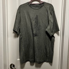 rei co-op Men’s Large Heather Green Graphic Cactus Tee Performance Shirt