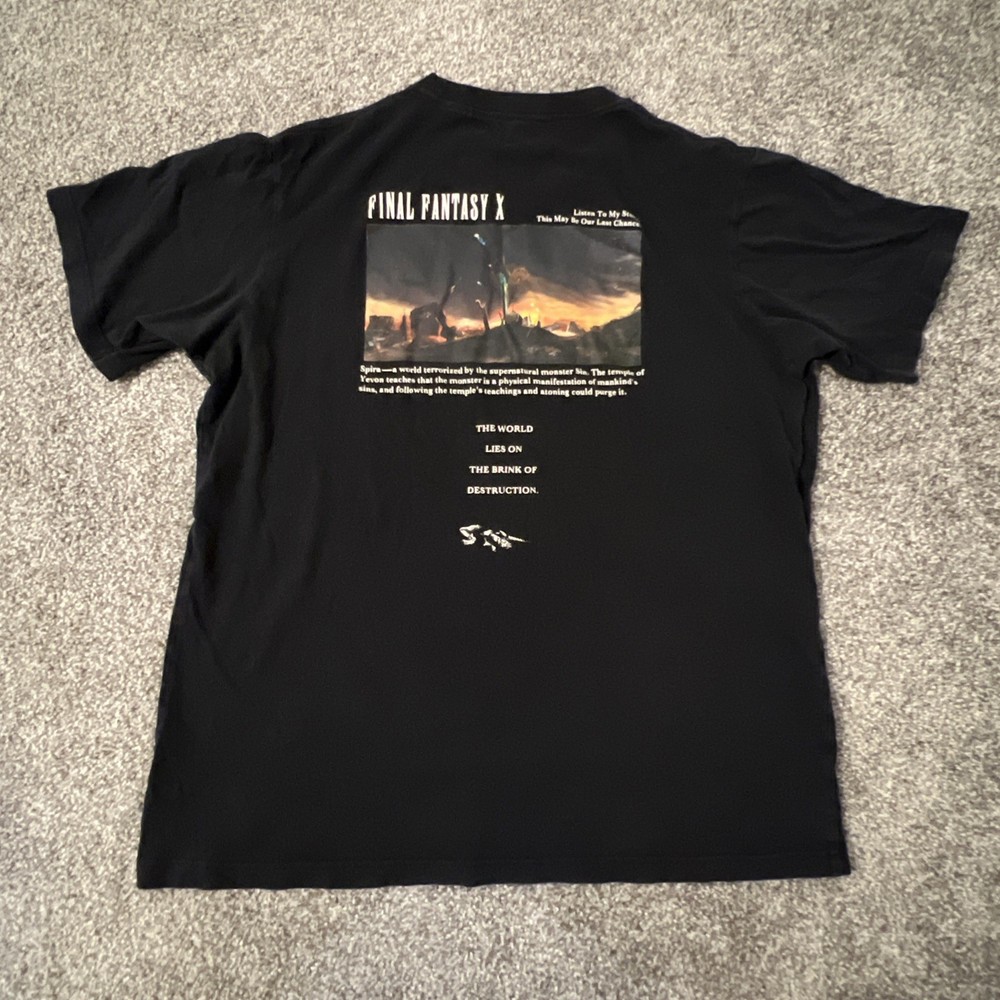 Uniqlo Final Fantasy 35th Anniversary Collaboration FFX T-Shirt, Size L used