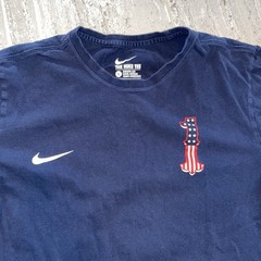Nike US Soccer T-Shirt Navy Blue Men’s Large Athletic Cut Stars Stripes Number 1