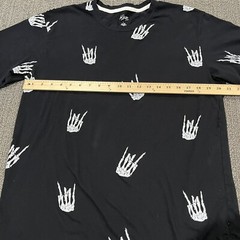 City Streets Mens T Shirt Large L Logo Skeleton Rock On Rolled Short Sleeve