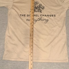 The Gospel Changes Everything Christian Graphic T-Shirt Floral Tan Beige Tee Sm