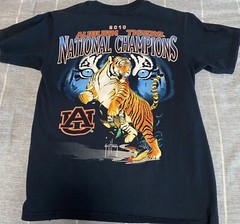 Guy Harvey Graphic T Shirt 2010 Auburn Tigers National Champions Blue Small