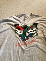 Mickey & Minnie Mouse Shirt Adult 2XL Stay Connected Video Games Disney