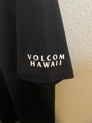 Volcom Hawaii Surf Shirt Men’s Black Size M Anti-UV