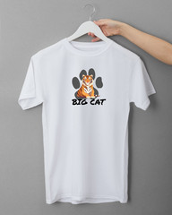 Big Cat Tiger Gray Paw Prints Wildlife White T-Shirt M Soft Style Tee