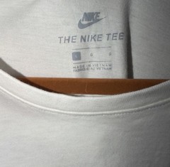 Nike Air Graphic T-Shirt Men’s Large White Black Red Logo Tee Short Sleeve