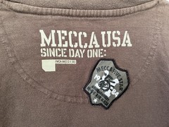 MECCA USA brown 2 sided t shirt sz XL THE FLYING EIGHTYFOUR’S sewn on graphics