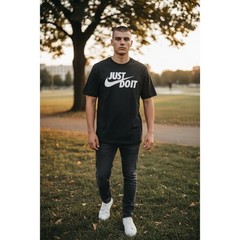 Nike Mens Just Do It Swoosh Graphic T-Shirt Black White Large AR5006-010