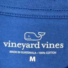 NEW Vineyard Vines T-Shirt Mens Medium Blue USA Flag Whale Graphic Tee Casual