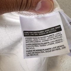 Levis White Pocket T Shirt Medium With Front Pocket 2453