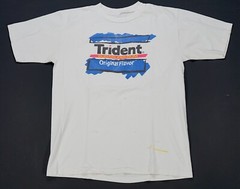 Rare Vintage MTV Beach Trident Original Flavor Sugarless Gum T Shirt 90s White