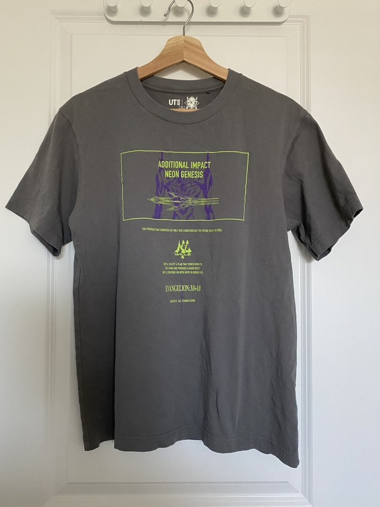 Uniqlo UT Neon Genesis Evangelion 3.0+1.0 T Shirt Medium Gray Anime