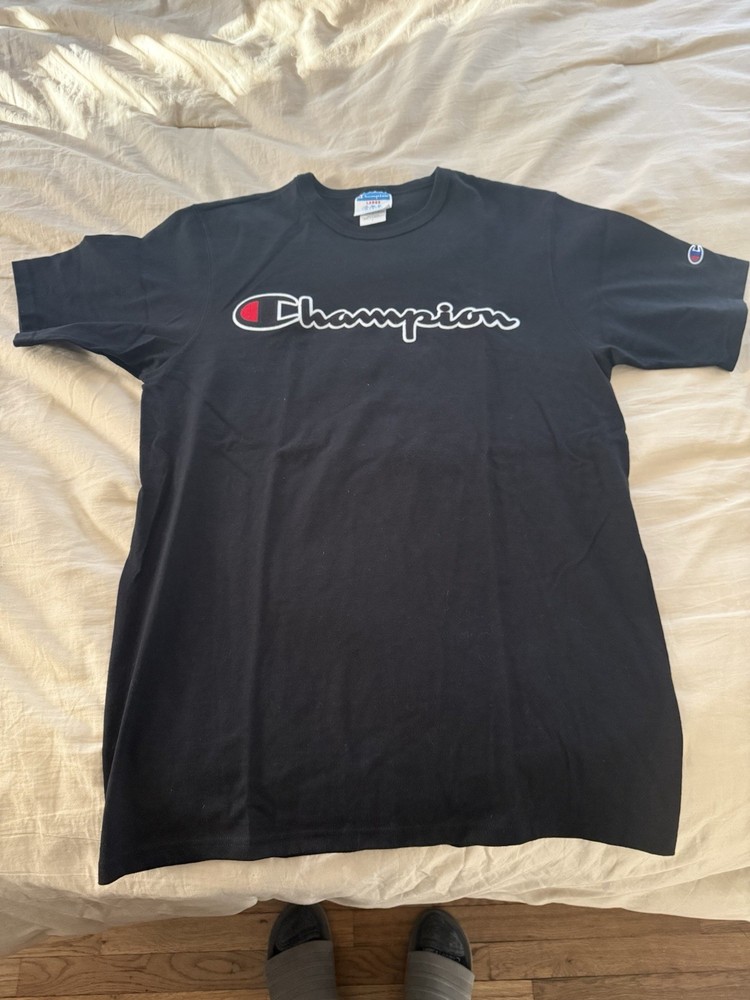 Vintage Champion Classic Jersey Script T-Shirt Mens Size L – Black