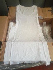 Calvin Klein 3pk tank tops (Men:s Large)