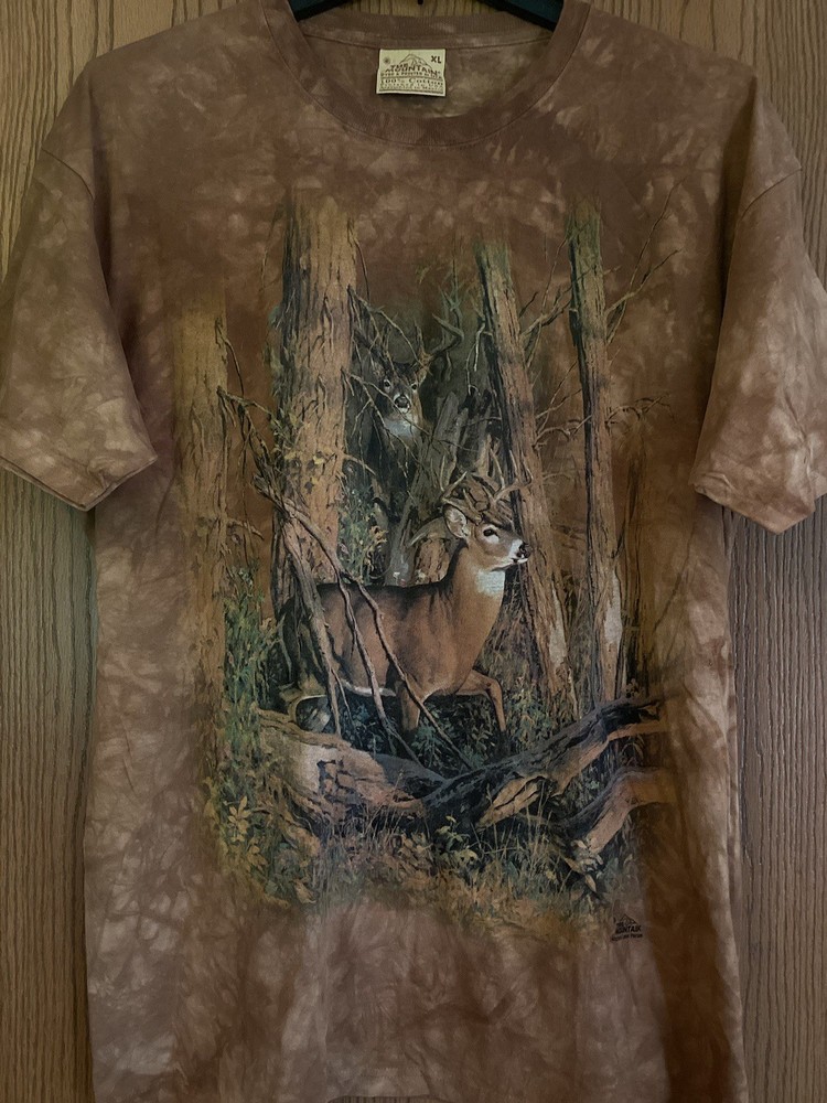 ‘Deer In Forest’ – 2004 Brown Tie Dye Style – Louis Parson Art/XL – The Mountain