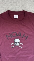 NOAH NYC TSHIRT Not Dead Yet Brooklyn Size Deep Red Brand New LS