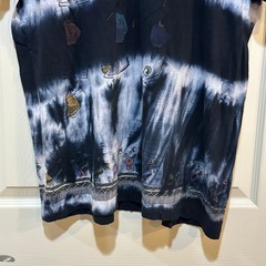 Vintage Style Tie Dye Graphic T-Shirt Black White Artistic Figures XL