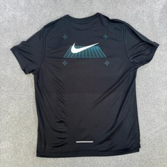 Nike Miler Men Short-Sleeve Graphic Running Top T-Shirt Black Small HV3997-010 M