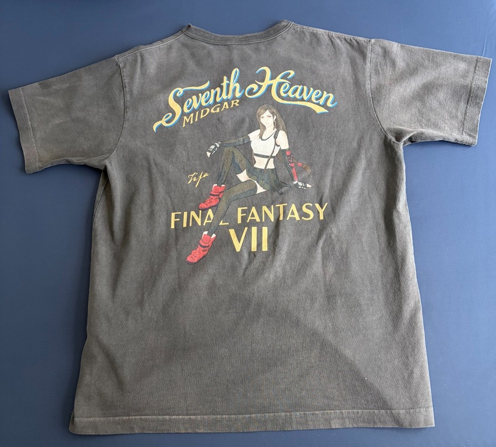 AVIREX x FINAL FANTASY VII REMAKE TIFA SEVENTH HEAVEN T-SHIRT L NWT Authentic