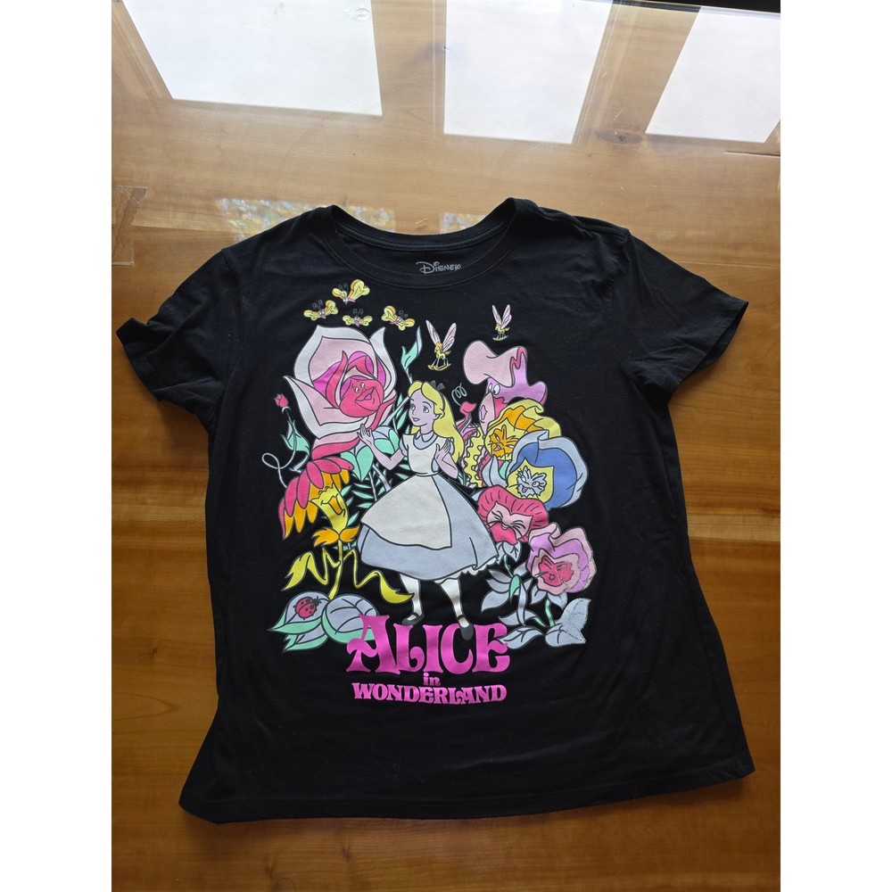 Disney Alice in Wonderland Women’s XL Black Graphic T-Shirt Floral Garden Tee