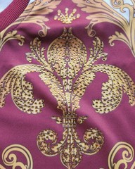 Victorious Los Angeles Rhinestone Baroque T-Shirt – Burgundy Gold – Size: Small