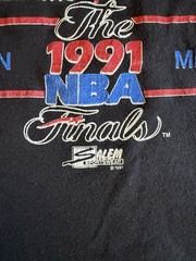 1991 Bulls vs Lakers Finals tee cut tag fits a L measurements pictured