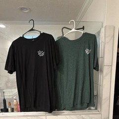 Men’s XL Lot of 2 Duck Graphic Tee Crew Neck Short Sleeve Black/Green
