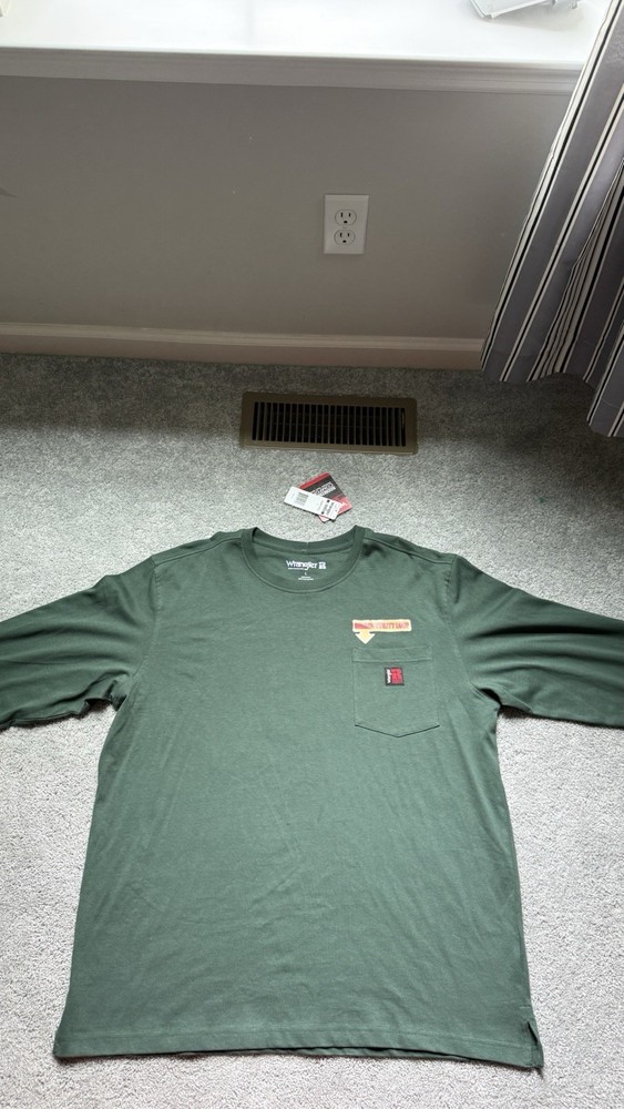 Wrangler Riggs Workwear Men’s Green Long Sleeve T-shirt – Size L