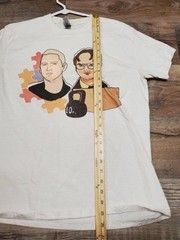 Gildan Ultra Cotton Funny T Shirt Men’s Medium Dwight Eminem Puzzle Kettlebell